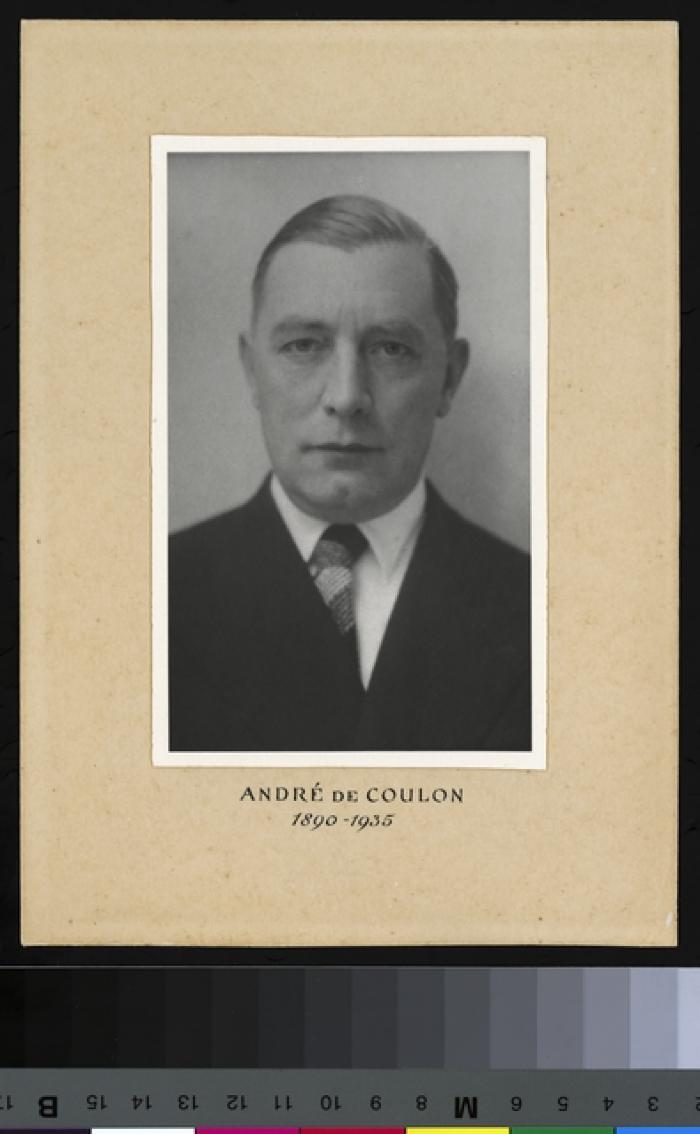 Portrait en buste du médecin André de Coulon.