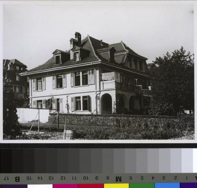 La Pouponnière (institution rattachée à l'hôpital cantonal et accueillant des enfants).