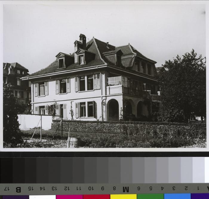 La Pouponnière (institution rattachée à l'hôpital cantonal et accueillant des enfants).