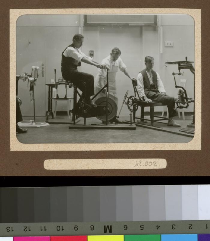 Salle de rééducation d'un hôpital.